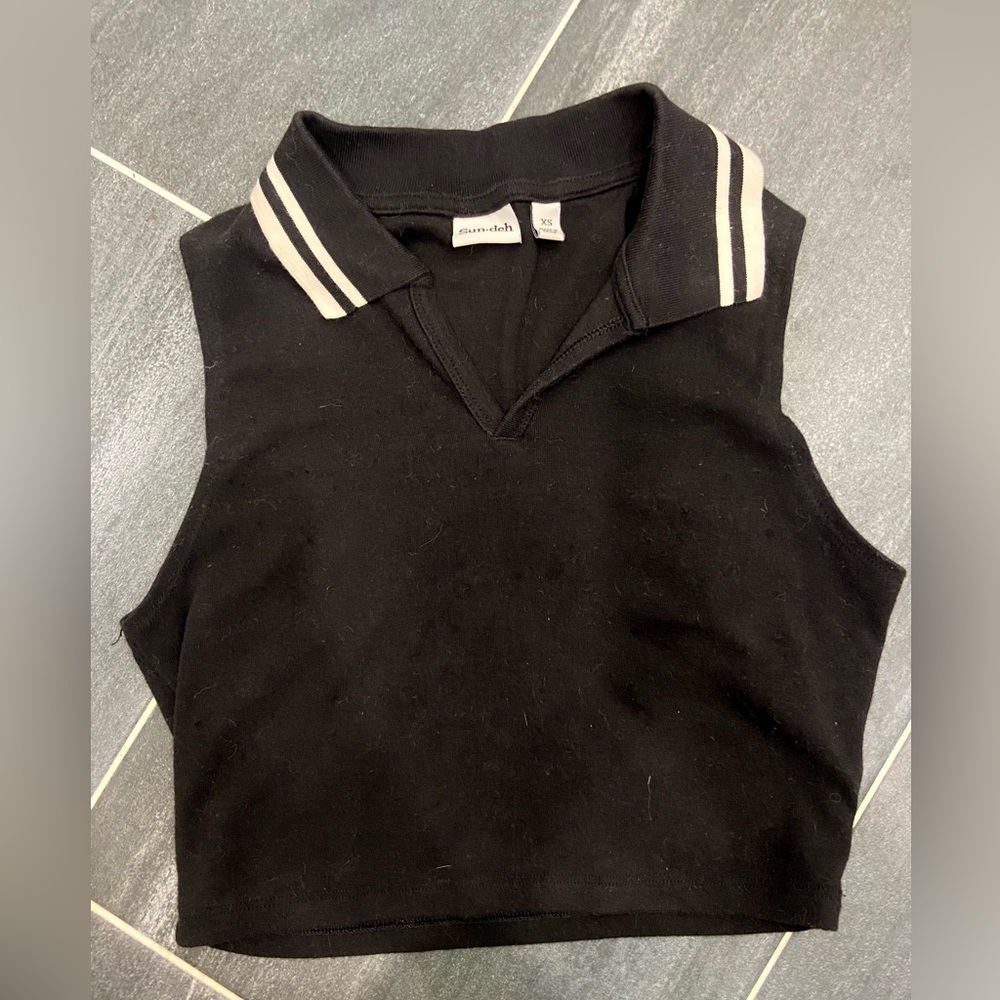 Aritzia Sunday Best Knox cropped polo tank